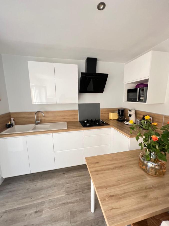 Amienoise 5 Chambres Proche Centre Ville Амиен Екстериор снимка