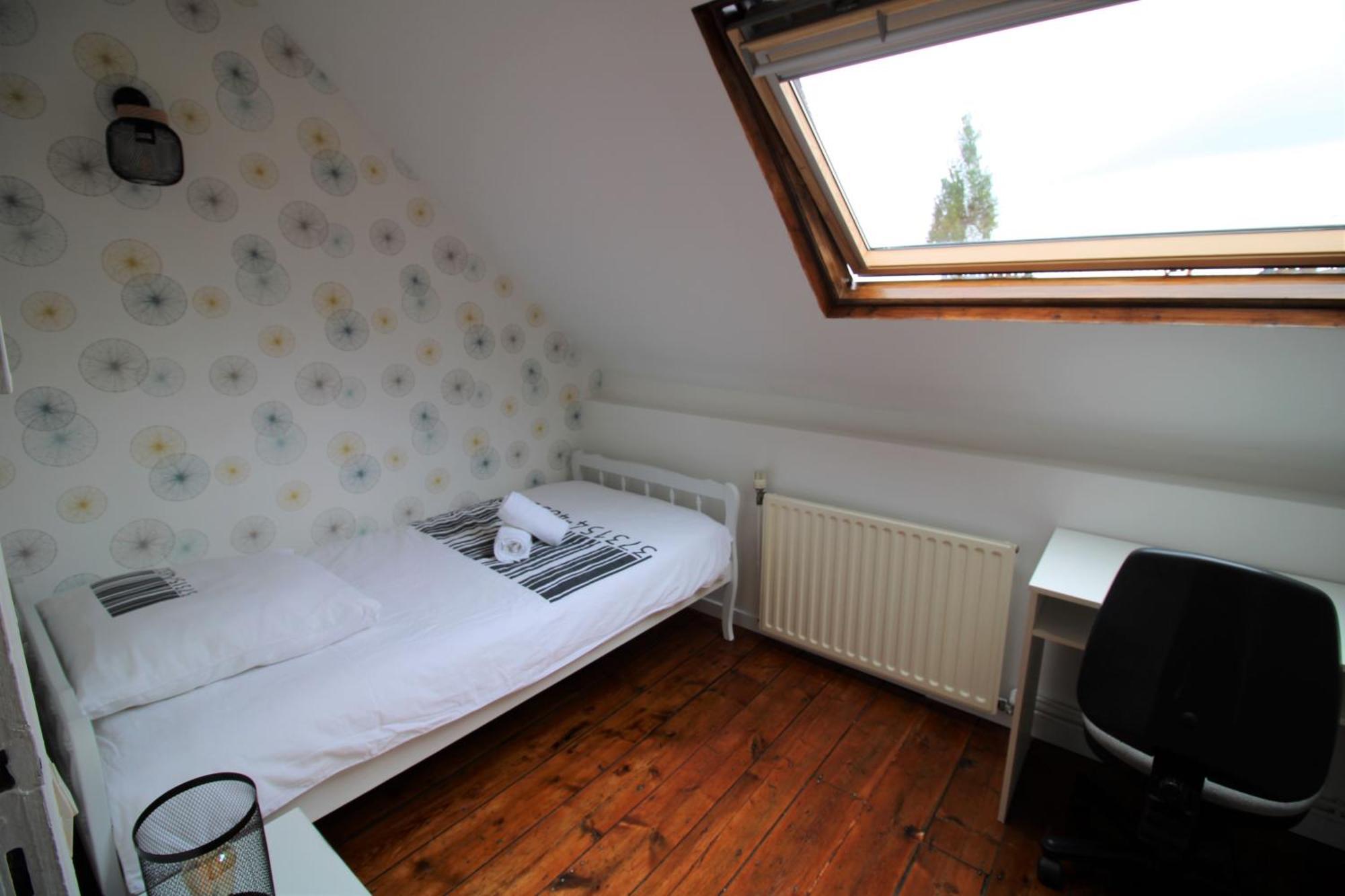 Amienoise 5 Chambres Proche Centre Ville Амиен Екстериор снимка